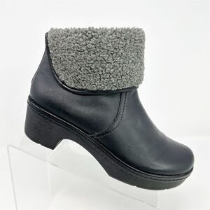 Clarks Women's Preslet Pierce Black Fur Clog Style Bootie Size 8 Casual Winter